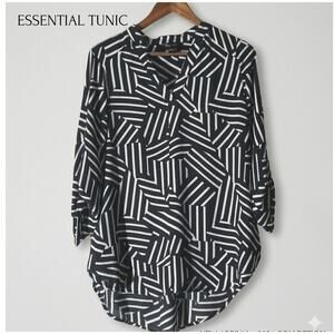 Black White Geometric Print Blouse Medium V Neck High Low Sheer Top